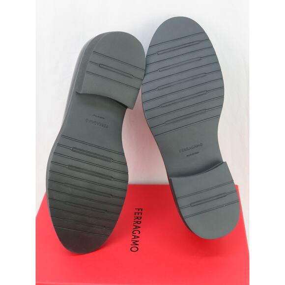 NIB FERRAGAMO FIORELLO BLACK PATENT LEATHER GANCINI BIT LOGO LOAFERS 8 M ITA main image 12